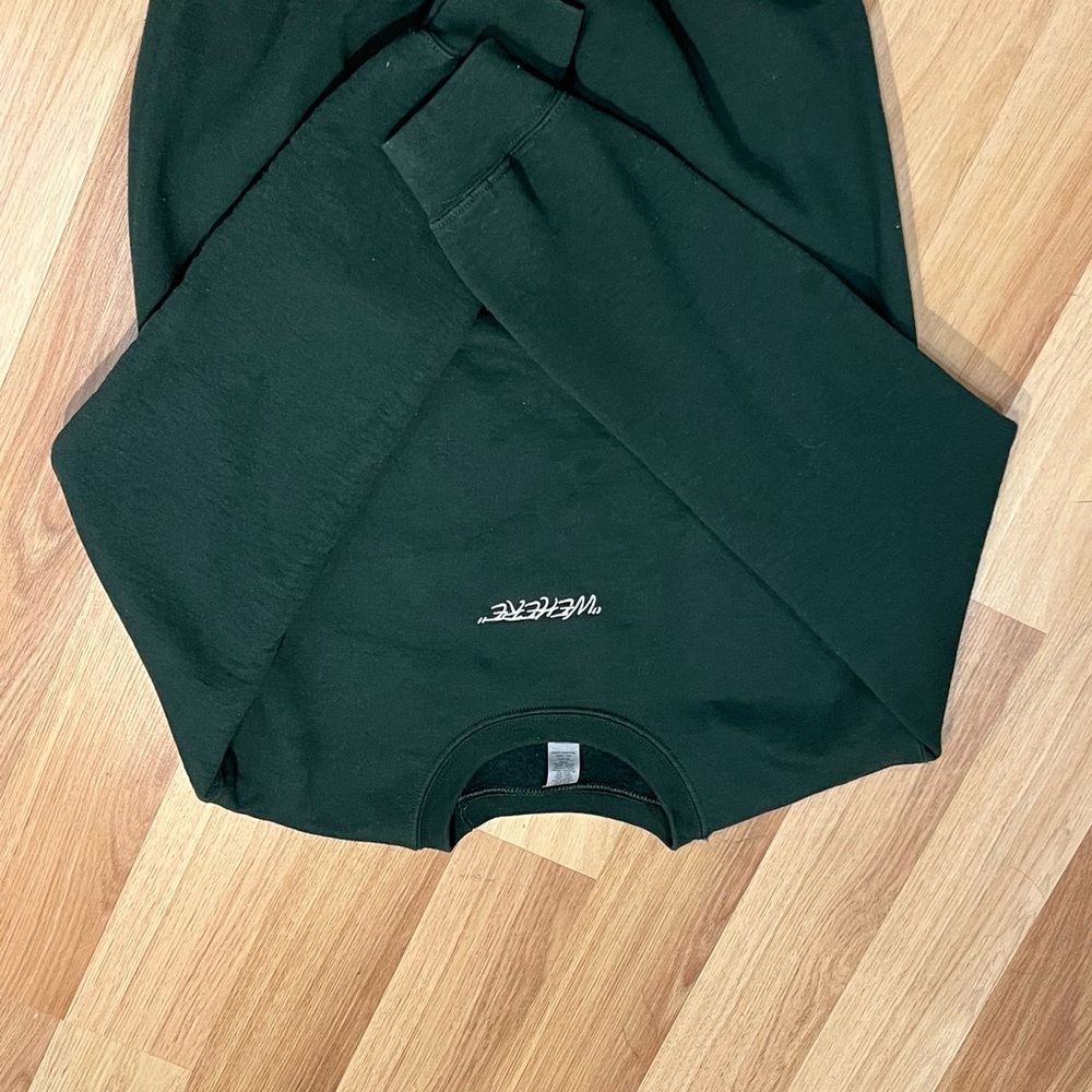 Dark Green Crewneck Sweatshirt Wehere